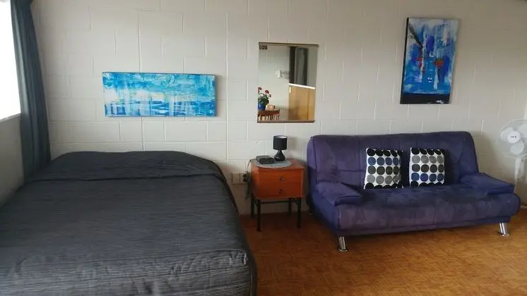 Redwood Lodge Motel - Oda
