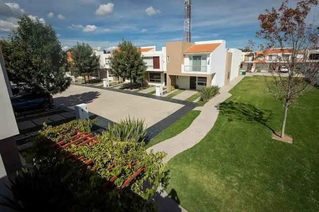 Redwood Villas Extended Stay Zona Industrial