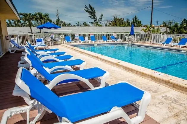 The Reef at Marathon by Capital Vacations - Havuz