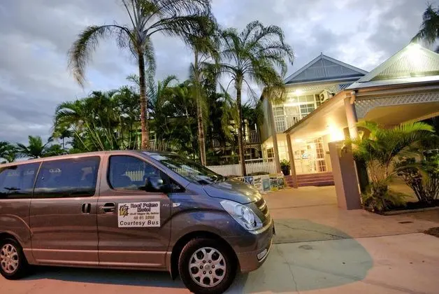 Reef Palms Motel Apartments