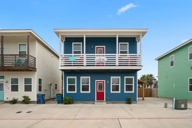 The Villa Reel