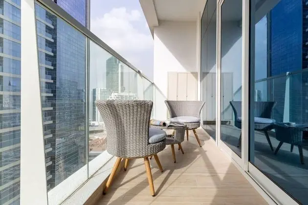 Refined Studio Apartment in Dubai Marina - İç Mekan