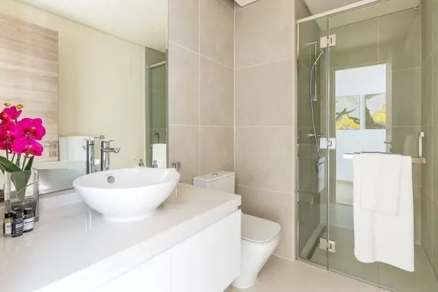 Refined Studio Apartment in Dubai Marina - İç Mekan
