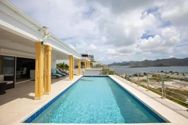 Reflection Y - 5 Star Villa