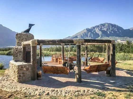 Reflections Guest Farm - Dış Mekan