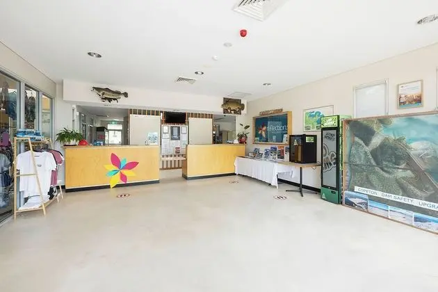 Reflections Holiday Parks Copeton Waters - Lobi
