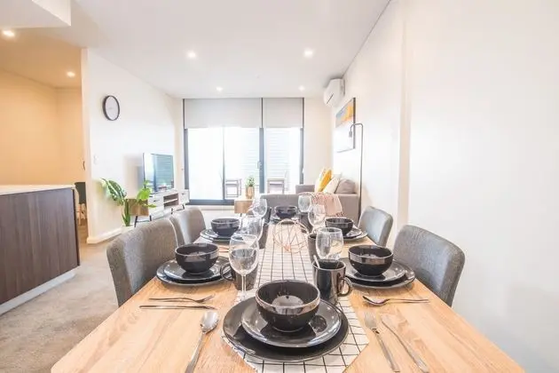 Refreshing 2bed2bath APT in Up&coming Liverpool - Yerinde Yemek