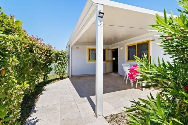 Refreshing Holiday Home in Banjole With Swimming Pool - Öne Çıkan Resim
