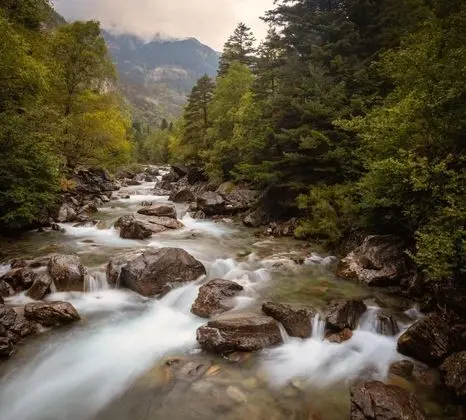 Refugio de Bujaruelo - Albergue - Dış Mekan