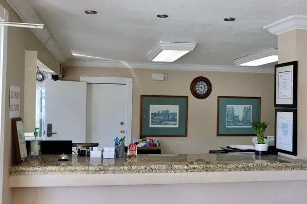 Regal Inn - Lobi