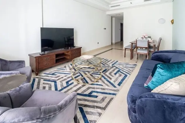 Regal & Modern 2BR With Study in Downtown Dubai - Sleeps 5! - İç Mekan