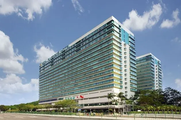 Regal Riverside Hotel