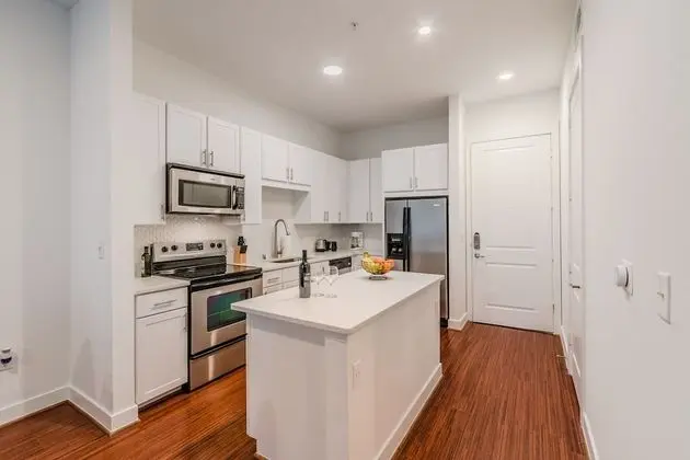 Regal Stays Apartments - West Village - Mutfak