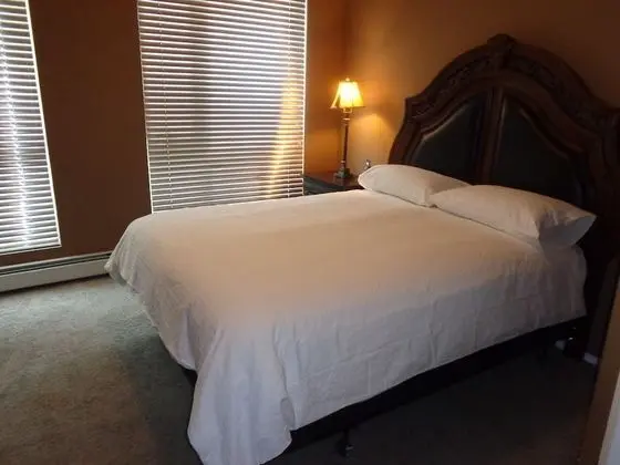 Regal Suites - Riverfront - Oda