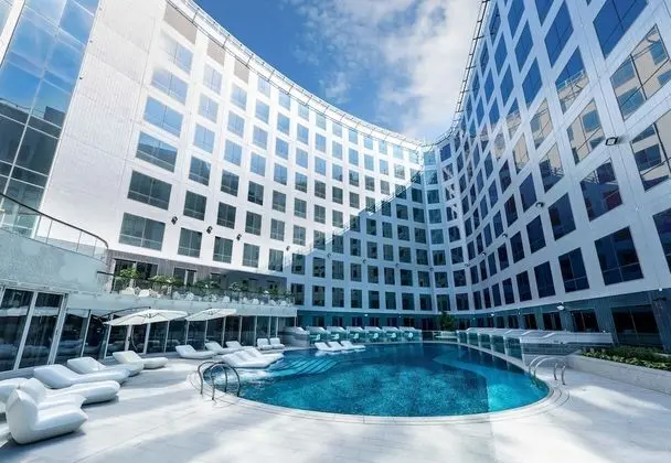 Regala Skycity Hotel - Havuz