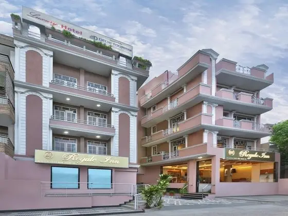 Regale Inn