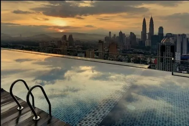 Regalia Suites by Sweet Home KL - Havuz