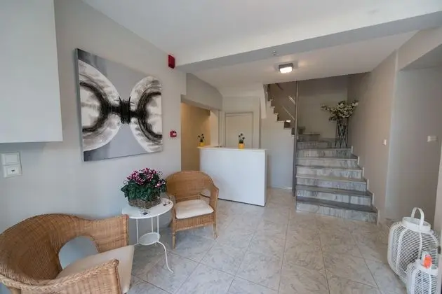 Regalo Apartments - Lobi