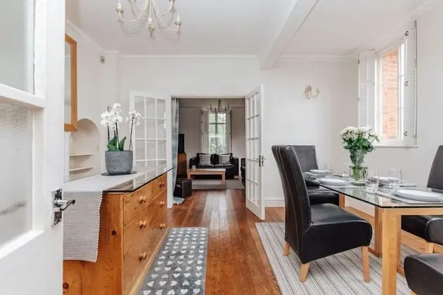 Regatta Cottage - Centrally Located Free Parking - Oda