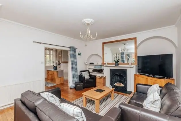 Regatta Cottage - Centrally Located Free Parking - Oda