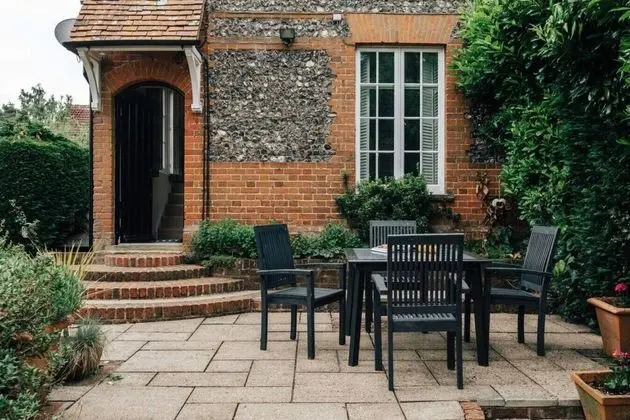 Regatta Cottage - Centrally Located Free Parking - Oda