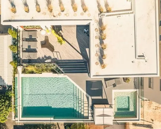 Regatta Living Hotel By Mint - Dış Mekan