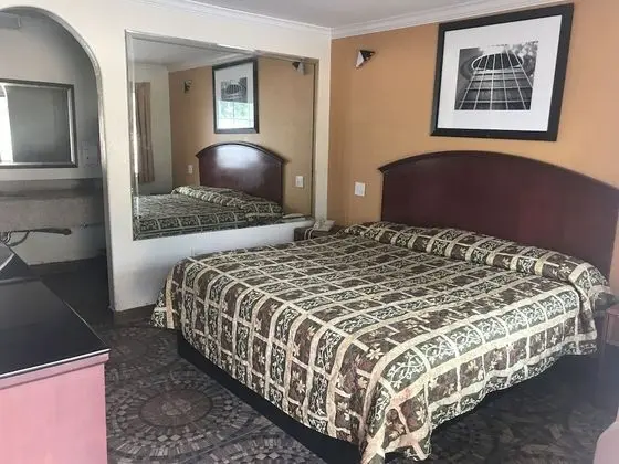Regency Inn and Suites - Oda