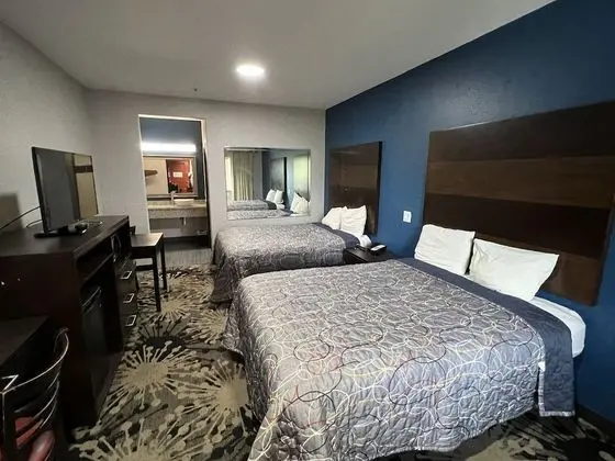 Regency INN & Suites - Oda
