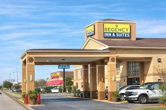 REGENCY INN & SUITES - Öne Çıkan Resim