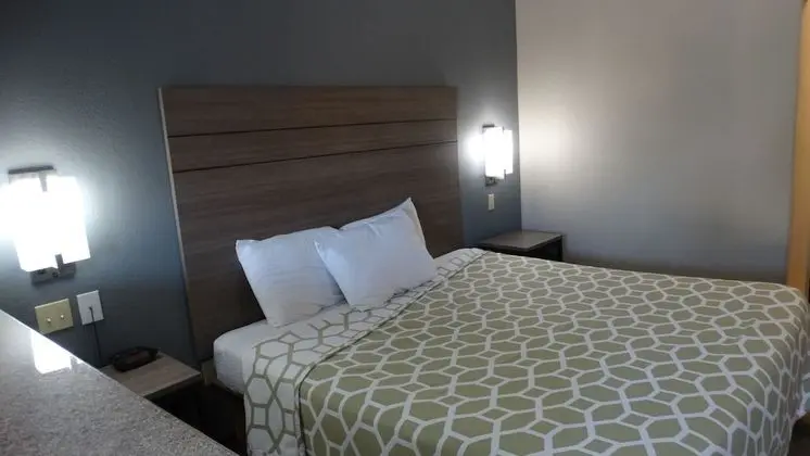 Regency Inn & Suites - Oda