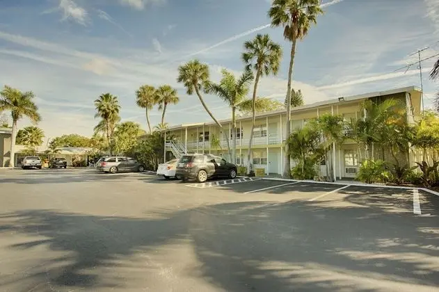 Regency Inn & Suites - Dış Mekan