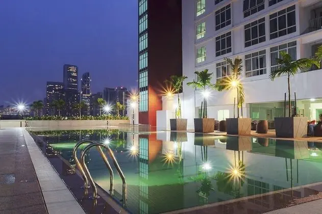 THE REGENCY SCHOLAR S HOTEL - Havuz