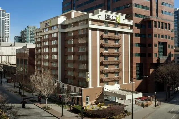 Regency Suites Hotel - Dış Mekan