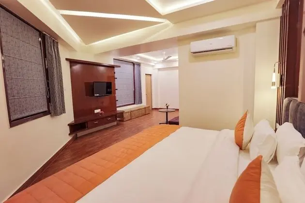 Regenta Resort Madhuganga Ukhimath - Oda