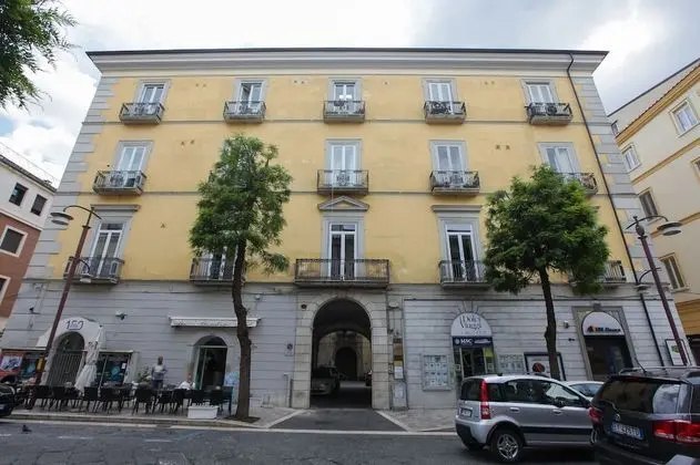 Reggia & Dintorni Rooms a Caserta - Dış Mekan