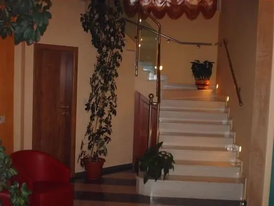 Hotel Regina - Lobi