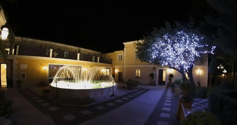 Regis Resort - Öne Çıkan Resim
