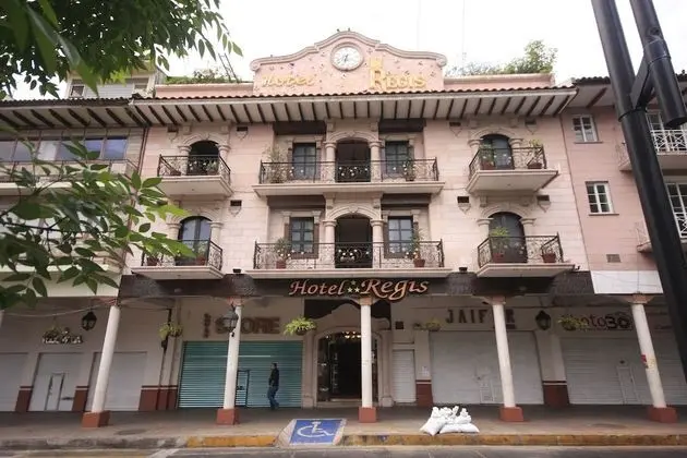 Hotel Regis