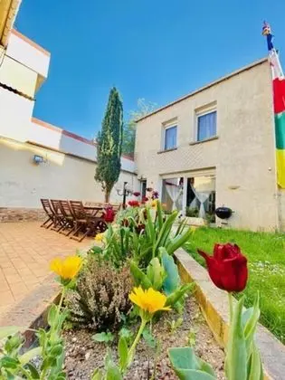 Reims Sherpa Guest House - Dış Mekan