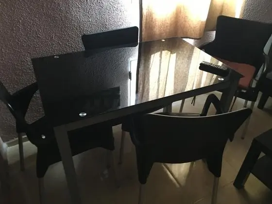 Reina Victoria Apartments & Suite - Yerinde Yemek
