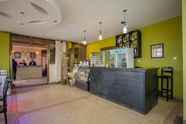 Reinah Tourist Hotel - Yerinde Yemek