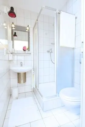 Hotel Reinhardtshof Garni - Banyo Tipleri