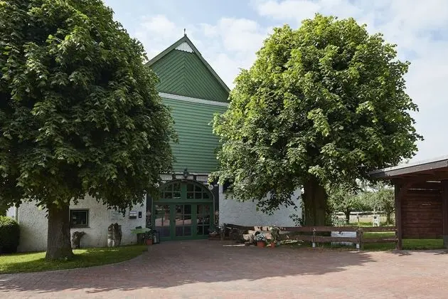 Reiterhof Zwei Linden