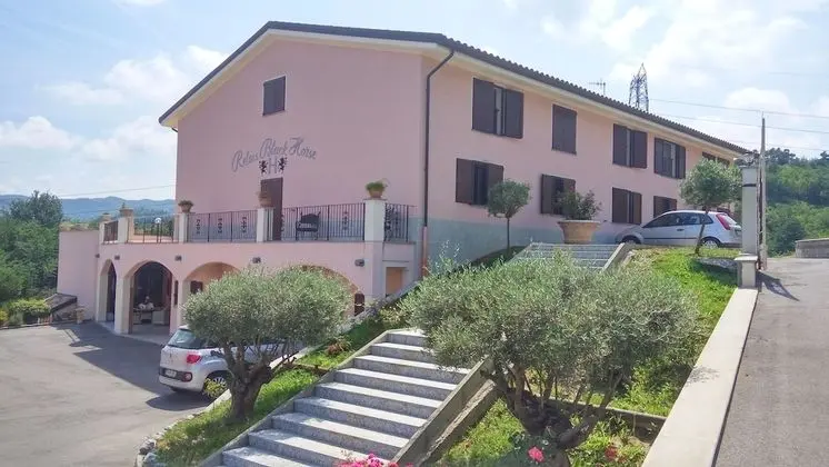 Relais Black Horse - 1