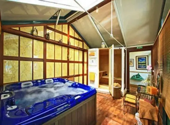 Relais & Châteaux Hôtel Parc Victoria - Spa