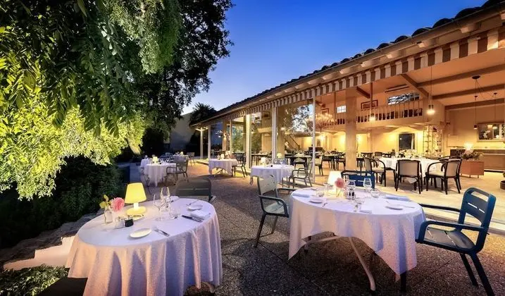Relais & Châteaux La Réserve - Lobi