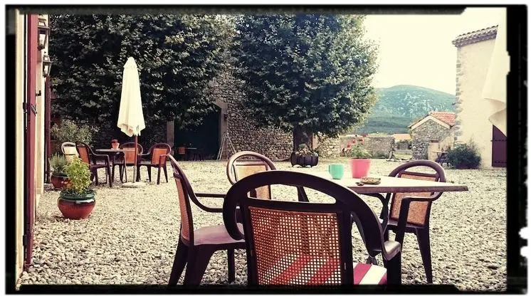 Relais de Laval - Dış Mekan