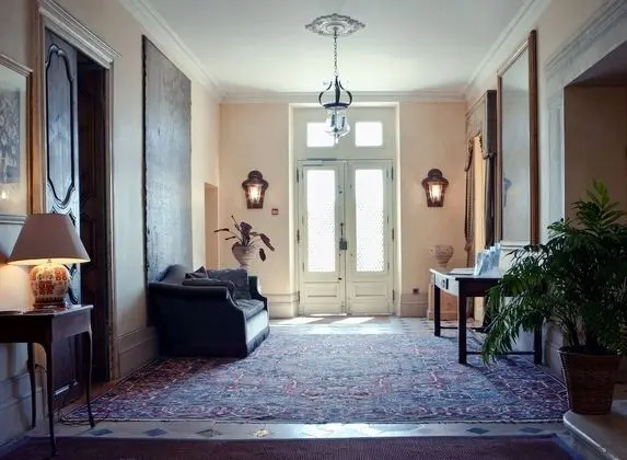 Relais des Vigiers - Lobi