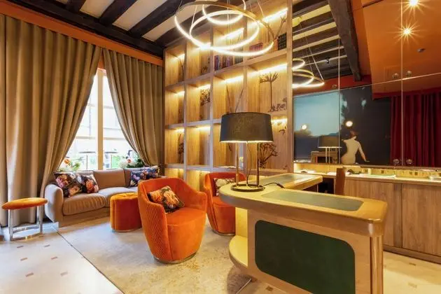 Relais Du Louvre - Lobi