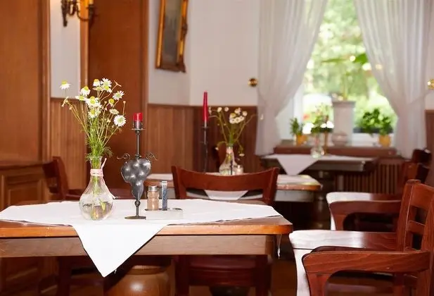 Relais Königsberg - Yerinde Yemek